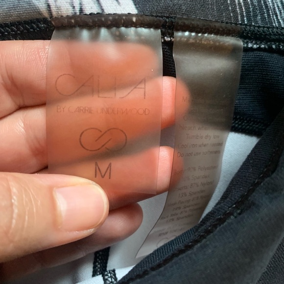 Calia by Carrie Underwood legging. Size M. - Picture 2 of 10